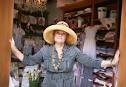 Leta Austin Fost
er -  Designer ...