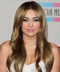 http://proms-hairstyless.blogspot.com/