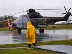 AirAsia QZ8501: Bad weather prevents divers from inspecting.