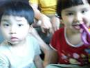 Edda and E. are classmates.