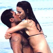 حركات جنسيه 2011 قبلات رومنسيه 2011 صور سكس images?q=tbn:ANd9GcSKYw0fJSRhoSk1_JeMqxKG9xGCYQe54YiMCl6F17yRtmt3qiQf&t=1