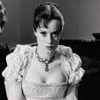 Elsa Lanchester (1902 - 1986) - Find A Grave Photos
