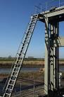 The side of the lock at Denver, showing the access ladder and the lifting - via Daymix