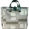 http://mynexthandbag.files.wordpress.com/2008/11/bally-handbags4.jpg