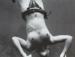 裸海女|画像】貴重なエロ画像。昭和の海女さん、普通におっぱい丸出しで ...