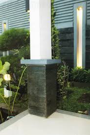Desain Carport Modern dengan Efek Melayang | Rumah Idaman Kita