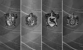 Harry potter y los herederos misteriosos. (1D) - Página 3 Images?q=tbn:ANd9GcSNTgoFmsB-P0ampO3Gx_njTvkL-Ccfcq9AZo7UQQv0lKxuULziaQ