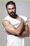 ATRL - Poll: Is TAYLOR KINNEY hot?