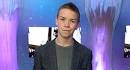 http://www.j-14.com/2010/11/16/WillPoulter.jpg