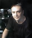 Drummerworld: Paul Elliott