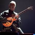 http://assets.rollingstone.com/assets/images/music/lists/100-greatest-guitarists-of-all-time/306x306/robert-fripp.jpg