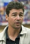 File:Kyle Chandler-Nov2009.jpg - Wikimedia Commons