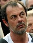 ΠΕΤΡΟΣ ΚΑΤΣΑΚΟΣ. Πέτρος Κατσάκος. Σε μια παρατεταμένη Μεγάλη Εβδομάδα ας
