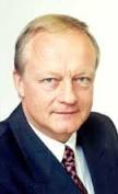 Dr. Hans-Joachim Knaupe Geschäftsführender Gesellschafter