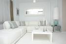 How to create a Light and Airy Living Room?