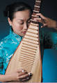 Liu Fang hrá Pipa,