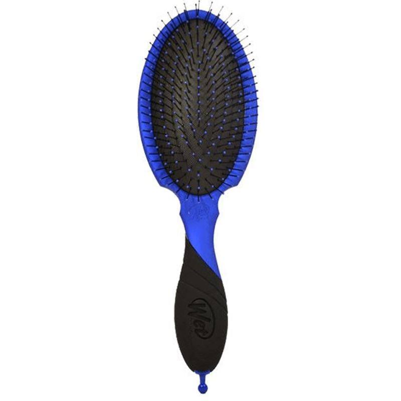 736658950113 UPC The Wet Brush Backbar Detangler Blue UPC Lookup