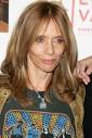 Cuanto mide Rosanna Arquette?