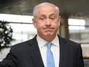 שר הביטחון אהוד ברק וחבריו