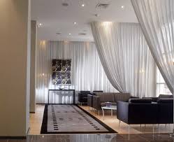 Use different fabrics and textures for home decoration