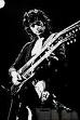 http://upload.wikimedia.org/wikipedia/commons/thumb/5/51/Jimmy_Page_early.jpg/170px-Jimmy_Page_early.jpg