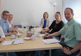 Von links nach rechts: Andreas Schulte Hemming, Stefanie Ehling, Dr. Julia aus der Wiesche (HeurekaNet), Eva Keller, Prof. Dr.-Ing. Jürgen Scholz (FH ... - fam2tec_team