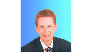 GANDERKESEE Ralf Wessel kandidiert im Wahlbereich I für die CDU. Der Diplom-Kaufmann ist 43 Jahre alt, verheiratet und hat zwei Kinder. - LANDKREIS_GANDERKESEE_1_6bc2a8fd-52a3-4c84-bc13-be9ab719c407_c8_2682086