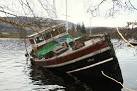 Decaying hulk to the west of Cherry Island - via Daymix
