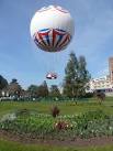 and balloon in the Gardens - via Daymix
