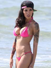 Cami Li Bikini Candids at Beach in Miami - SAWFIRST | Hot ... - Cami-Li-in-Bikini-2