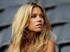 Sylvie Van der Vaart (32),