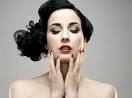 http://www.ecouterre.com/wp-content/uploads/2010/07/dita-von-teese.jpg