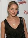 Jordana Spiro Bio Biography | Jordana Spiro photos pics pictures