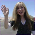 http://cdn02.cdn.justjaredjr.com/wp-content/uploads/headlines/2010/12/jennette-mccurdy-visalia.jpg