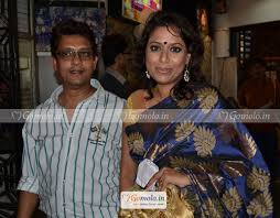 Shamik Sinha \u0026amp; Kanchana Maitra at Chaplin Bengali movie premiere ... - GL110828070
