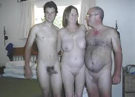 裸体主義家族|Wikipedia