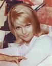 http://i2.listal.com/image/598673/600full-carol-lynley.jpg