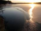 Winter solstice on Rollesby Broad. After a period with sub-zero temperatures - via Daymix