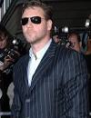 http://images.askmen.com/galleries/men/russell-crowe/pictures/russell-crowe-picture-1.jpg