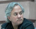 File:Anish Kapoor at the Deutsche Guggenheim - Berlin.jpg - Anish_Kapoor_at_the_Deutsche_Guggenheim_-_Berlin