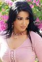 على أجساد نساء عاريات فى