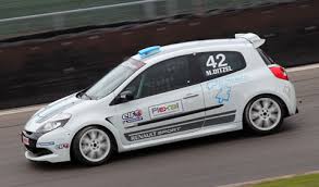 Clio Cup: De lange weg van Marco Ditzel | Autosport. - 480_ditzel_zijaanzicht_0822