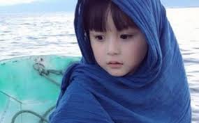 Bocah Tercantik di Dunia - KOMPASIANA.com