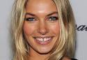 International model Jessica Hart has been named as the face of January's ... - jessica_hart_420-420x0