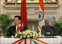 India's China: Don't worry, China not attacking India: PM Manmohan ...