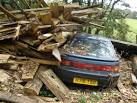 Mazda, in some parking difficulty - via Daymix