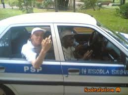 [Imagem: images?q=tbn:ANd9GcSpRNCS8nsw_-8am3BNeMn...mp;amp;t=1]