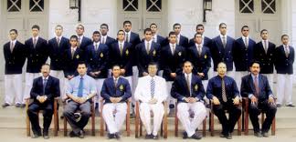 ... Sudath Liyanagunawardena (Senior Games Master), Devinda Fernando (Captain), Upali Gunasekera (Principal) Radika Weerasekera, Asiri Abhayaratne (Coach), ... - z_spo350