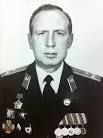 Обычно после 50 лет, когда медленно, но неотвратимо приближается день