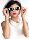 Selena Gomez Magazine September 2011- Red Lipstick Glamour Sunglasses 1 - Selena-Gomez-Magazine-September-2011-Red-Lipstick-Glamour-Sunglasses-1